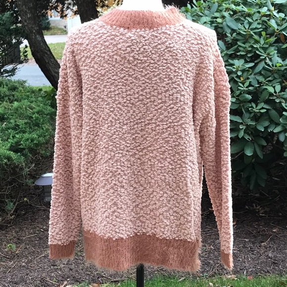 Accepting Offers 🌷Blush Two Tone Popcorn Sweater - Picture 6 of 6